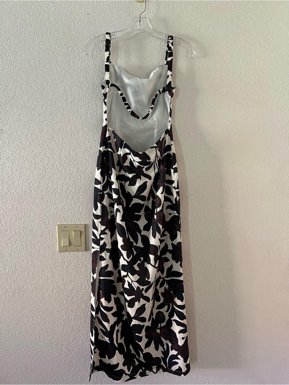 Commense Backless Brown & Cream Print Split Zipper Dress NWT - Picture 6 of 7